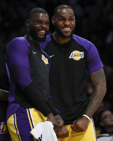 LOL Worlds 直播-史蒂芬森：詹姆斯现在只想赢球&amp;不再关心数据了 没得黑