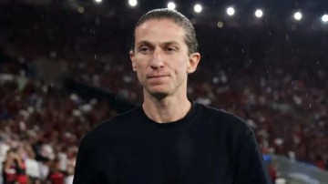 LOL Worlds 直播-密谋高就切尔西？菲利佩不忠，弗拉门戈不用