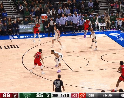 1679390873306032287.gif 3.gif